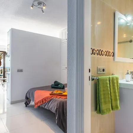Tenerife Royal Gardens - Studio In First Line With Ocean View Apartment